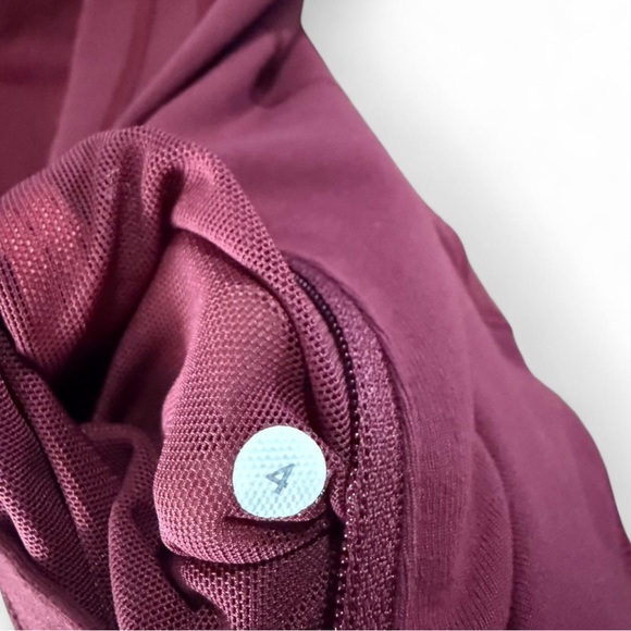 Lululemon Daily Practice Jacket - Picture 8 of 8